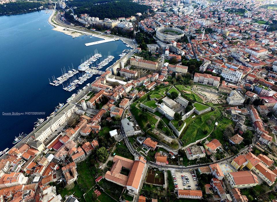Top App 5 Min Arena Amphitheater Pula Extérieur photo