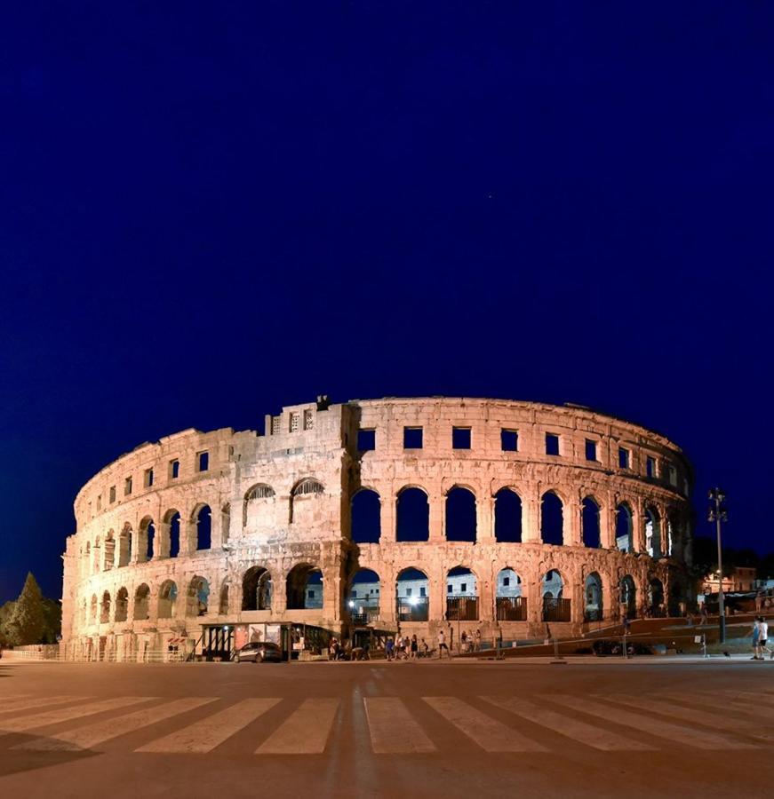 Top App 5 Min Arena Amphitheater Pula Extérieur photo